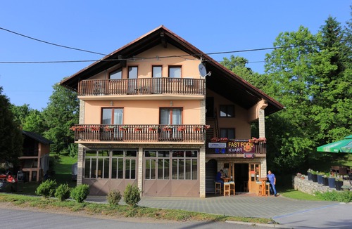 Slunj Apartment | Studio flat with terrace Donje Taborište (Plitvice) (AS-17486-a)