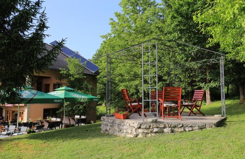 Slunj Apartment | Studio flat with terrace Donje Taborište (Plitvice) (AS-17486-a)