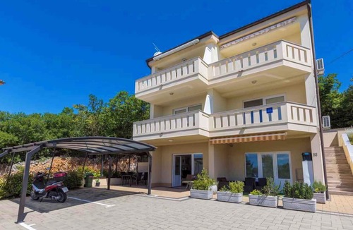 Dramalj Apartment | Studio mit Terrasse