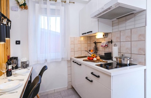 Secovlje Apartment | Studio Nik Garden & Jacuzzi near Portoroz, Portorož - Sečovlje, Slovenia