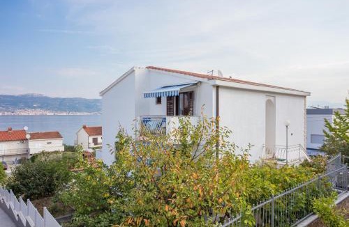 Slatine Apartment | Studio Slatine 13298f