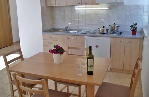 Vinjerac Apartment | Studio with a sea view