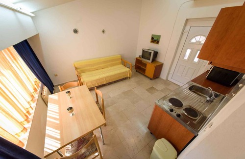 Kozino Apartment | Studio with air conditioning and balcony