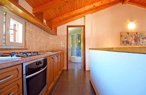Seline Apartment | Studio with air conditioning and internet