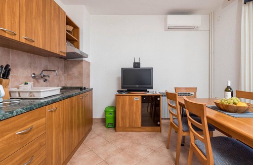 Barbat na Rabu Apartment | Stunning apartment in Barbat na Rabu