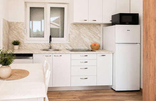 Smokvica Apartment | Stunning apartment in Smokvica with WiFi