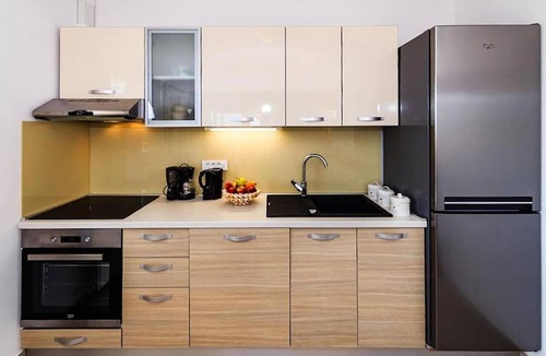 Ika Apartment | Stunning apartment in Ika with house sea view