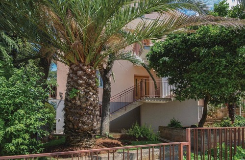Valdebek Apartment | Stunning apartment in Pula
