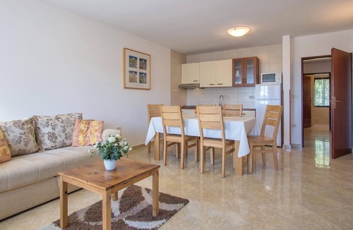 Pjescana Uvala Apartment | Stunning apartment in Pula with WiFi