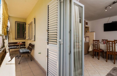 Vranjic Apartment | Stunning apartment in Split with WiFi