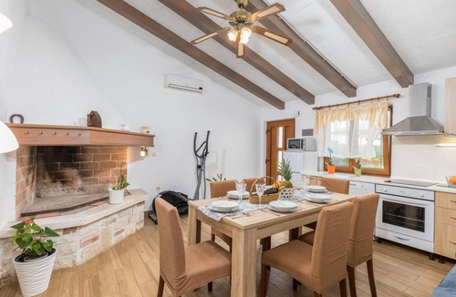 Gajana Apartment | Stunning apartment in Vodnjan