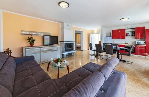 Barbariga House | Stunning home in Betiga