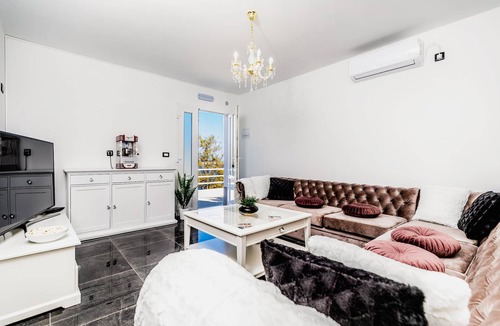 Prigradica House | Stunning home in Blato