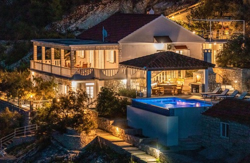 Prigradica House | Stunning home in Blato