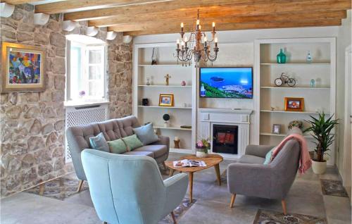 Cavtat House | Stunning Home In Cavtat With Sauna