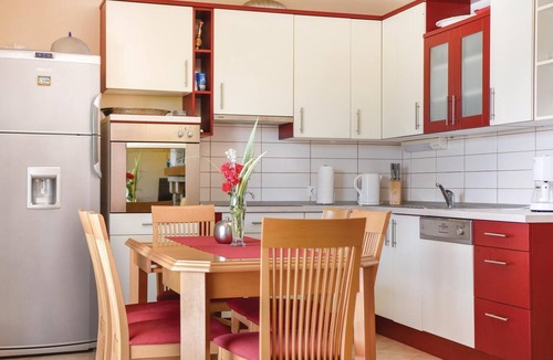Dicmo House | Stunning home in Dicmo