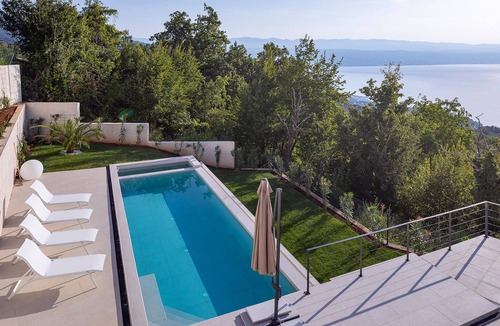 Opatija House | Stunning home in Dobrec with sauna
