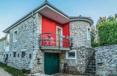 Grubine House | Stunning home in Grubine