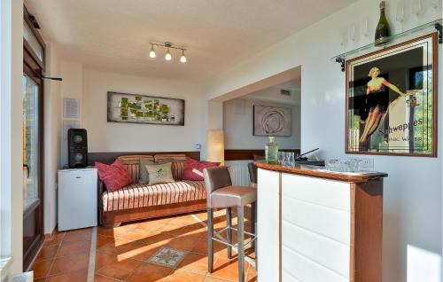 Sveti Ivan Zelina House | Stunning Home In Sveti Ivan Zelina With Sauna