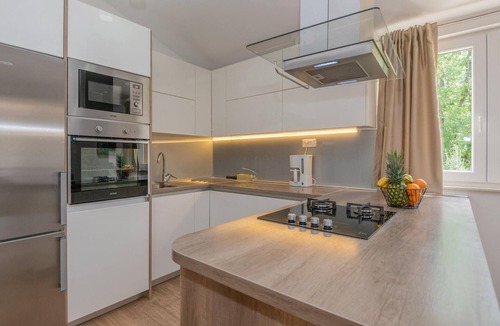 Kamenmost House | Stunning home in Kamen Most