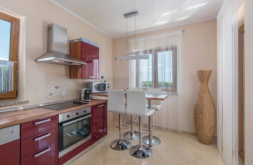 Kastelir House | Stunning home in Kastelir