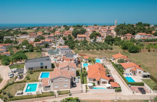 Kastelir House | Stunning home in Kastelir