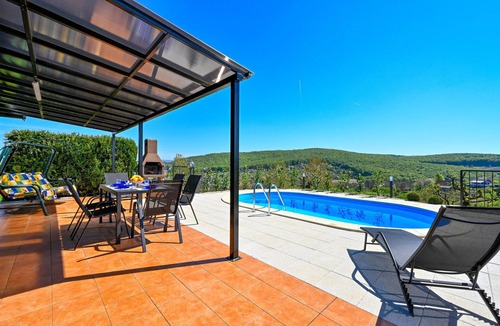 Gornji Kneginec House | Stunning home in Kneginec with sauna