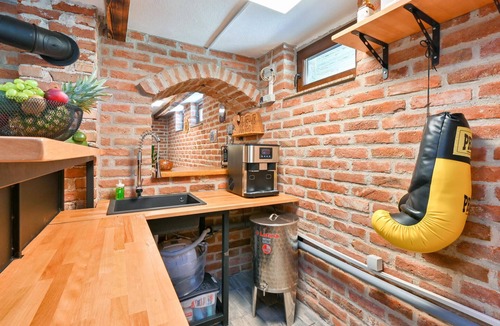 Kobasicari House | Stunning home in Kobasicari