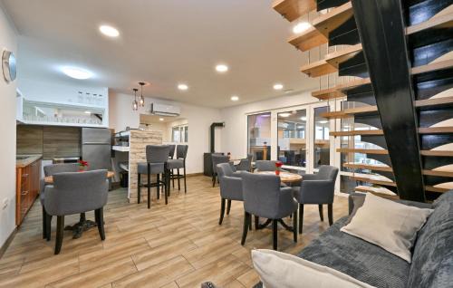 Koprivnica House | Stunning Home In Koprivnica With Sauna