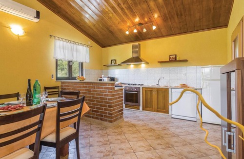 Motovun House | Stunning home in Meloni with sauna