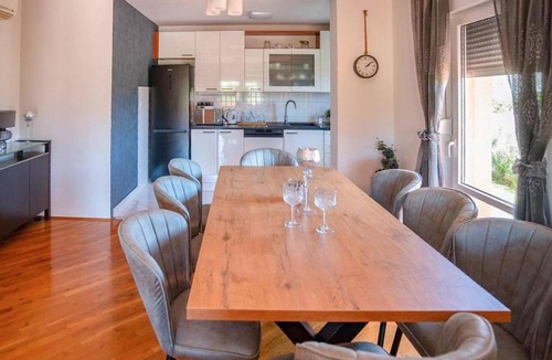 Metkovic House | Stunning home in Metkovic
