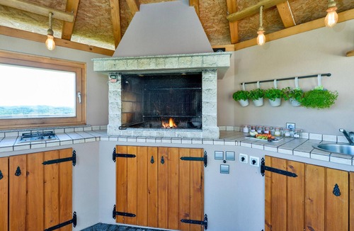 Novi Marof House | Stunning home in Novi Marof with sauna