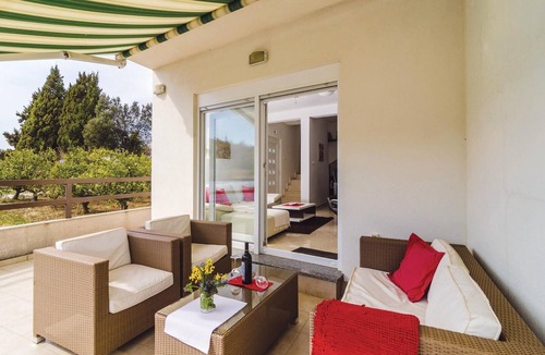 Blace House | Stunning home in Opuzen with WiFi