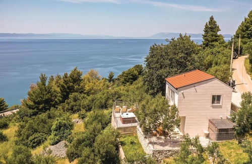 Podgora House | Stunning home in Podgora with house sea view