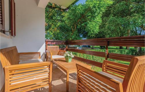 Donji Prolozac House | Stunning Home In Prolozac Donji