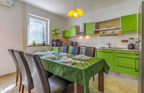 Vinkuran House | Stunning home in Pula