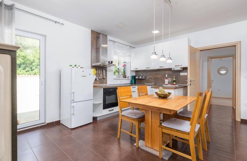 Galizana House | Stunning home in Pula