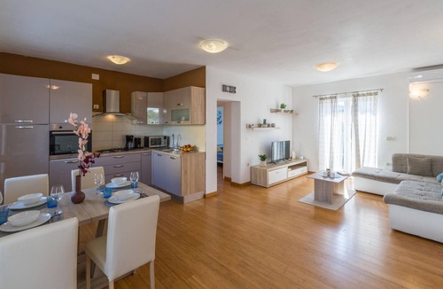Sikici House | Stunning home in Pula
