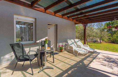Risika House | Stunning home in Risika