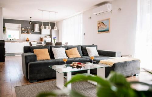 Donje Polje House | Stunning Home In Sibenik