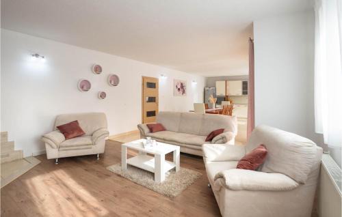 Tugare House | Stunning Home In Tugare