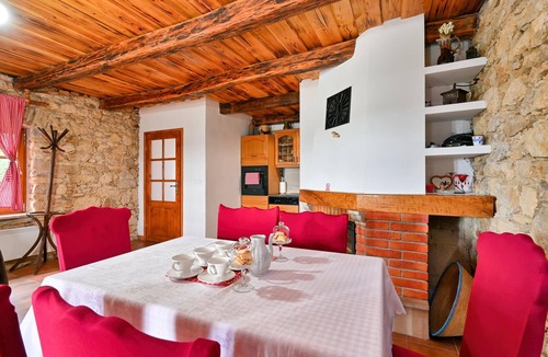 Visoko House | Stunning home in Visoko with sauna