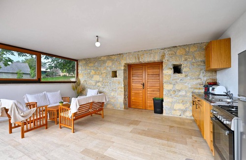 Visoko House | Stunning home in Visoko with sauna