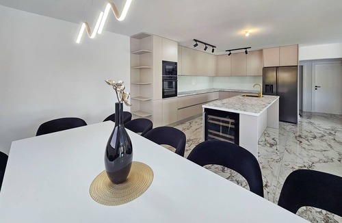 Donji Prolozac Villa | Stunning private villa for 14 people with WIFI, private pool, A/C, TV, terrace and panoramic view