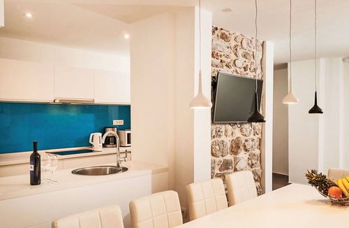 Bol House | Stunning private villa for 9 people with A/C, hot tub, WIFI, private pool, TV and terrace