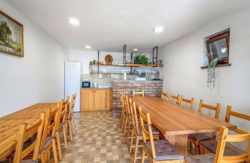 Kalnik House | Stunning private villa for 6 people with WIFI, A/C, pool, TV and terrace