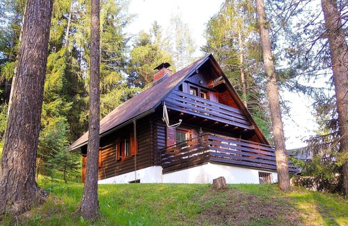 Gozd Martuljek House | Stunning private villa for 7 guests with WIFI, TV, terrace and parking