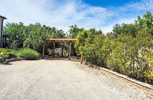 Cabrunici Villa | Stunning private villa for 8 people with private pool, WIFI, A/C, TV, terrace and pets allowed