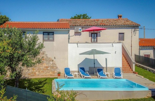Gracisce House | Stunning private villa for 6 people with private pool, A/C, WIFI, TV and terrace