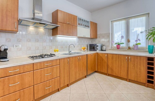 Melnica House | Stunning private villa for 8 guests with private pool, A/C, WIFI, TV and terrace